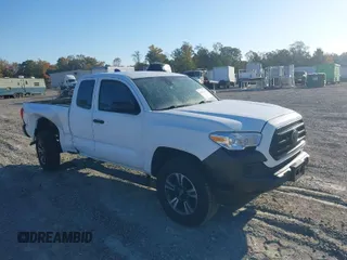 2020 Toyota Tacoma SR with VIN 5TFRX5GN5LX179598, listed as a IAAI auction lot 40512618 with 61,275 mi miles and . Bid and sale history available at DreamBid. Image 1.