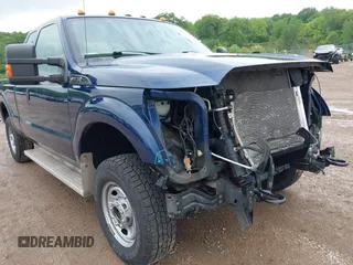 2012 Ford F-250 XL z VIN 1FT7X2B66CEB37698, wystawiony jako IAAI lot #42427035 z przebiegiem 269 696 mil mil oraz . Historia ofert i sprzedaży dostępna na DreamBid. Obrazek 18.
