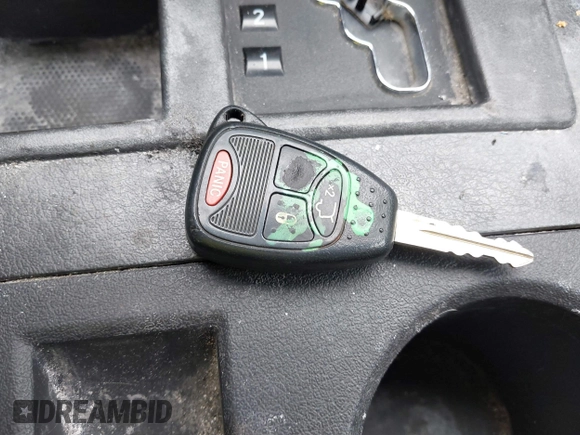 2012 Jeep Liberty Arctic z VIN 1C4PJMAK5CW111521, wystawiony jako IAAI lot #42611294 z przebiegiem 104 644 mil mil oraz . Historia ofert i sprzedaży dostępna na DreamBid. Obrazek 11.