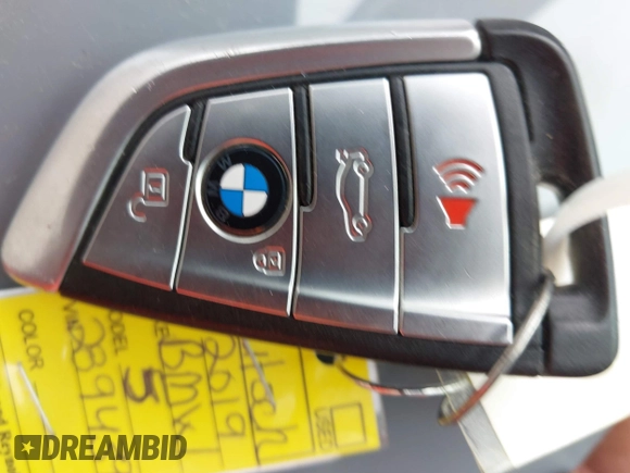 2019 BMW 5 Series M550i xDrive with VIN WBAJB9C57KB289439, listed as a IAAI auction lot 40634389 with 85,992 mi miles and . Bid and sale history available at DreamBid. Image 11.