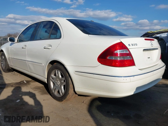 2004 Mercedes-Benz E 320 with VIN WDBUF65J64A460380, listed as a IAAI auction lot 41422186 with 253,440 mi miles and . Bid and sale history available at carsss.com. Image 3.
