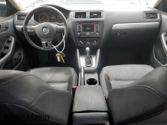2011 Volkswagen Jetta SEL с VIN 3VWLZ7AJ1BM346879, выставлен на аукционе Copart как лот 55180955 с пробегом 202 256 миль миль и Списание • Salvage title. История ставок и продаж доступна на DreamBid. Изображение 8.