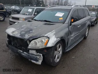 2010 Mercedes-Benz GL-Class GL 450 with VIN 4JGBF7BE5AA587487, listed as a IAAI auction lot 41208541 with 1 mi miles. Bid and sale history available at carsss.com. Image 6.