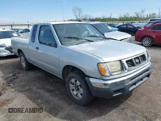 2000 Nissan Frontier XE z VIN 1N6DD26S9YC305451, wystawiony jako IAAI lot #41928123 z przebiegiem Nie podano mil oraz . Historia ofert i sprzedaży dostępna na DreamBid. Obrazek 1.