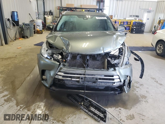 2018 Toyota Highlander Limited with VIN 5TDDZRFH8JS897561, listed as a Copart auction lot 47493225 with Not provided miles and Salvage title. Bid and sale history available at DreamBid. Image 5.