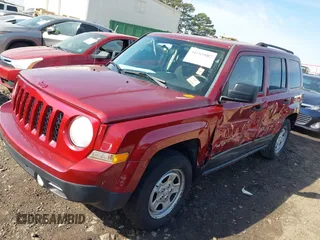 2014 Jeep Patriot Sport with VIN 1C4NJPBA2ED798311, listed as a IAAI auction lot 41893807 with 138,405 mi miles. Bid and sale history available at carsss.com. Image 2.