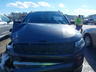 2022 Jeep Compass Latitude with VIN 3C4NJCBBXNT188054, listed as a IAAI auction lot 41188781 with 75,190 mi miles and . Bid and sale history available at carsss.com. Image 12.