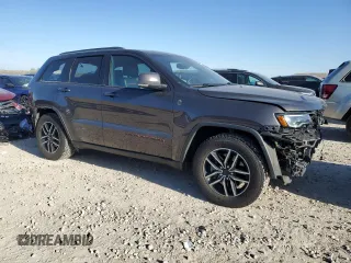 2019 Jeep Grand Cherokee Trailhawk with VIN 1C4RJFLT1KC541766, listed as a Copart auction lot 52571995 with 68,570 mi miles and Salvage title. Bid and sale history available at DreamBid. Image 4.