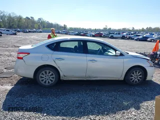 2013 Nissan Sentra SR z VIN 3N1AB7AP0DL673398, wystawiony jako IAAI lot #41864986 z przebiegiem 183 196 mil mil oraz . Historia ofert i sprzedaży dostępna na DreamBid. Obrazek 13.