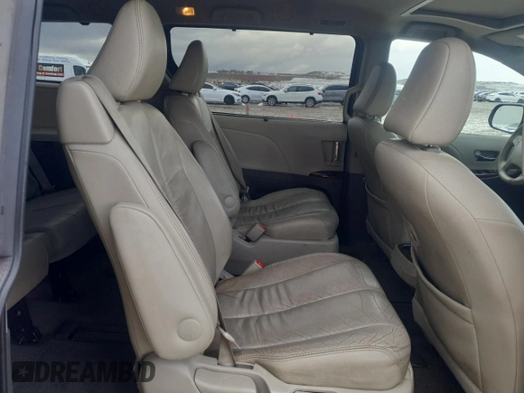 2012 Toyota Sienna XLE with VIN 5TDDK3DC0CS033695, listed as a Copart auction lot 49472385 with 190,954 mi miles and Clean Title. Bid and sale history available at carsss.com. Image 11.