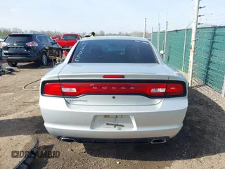 2013 Dodge Charger Police z VIN 2C3CDXAT9DH549866, wystawiony jako IAAI lot #42063862 z przebiegiem 145 191 mil mil oraz . Historia ofert i sprzedaży dostępna na DreamBid. Obrazek 16.