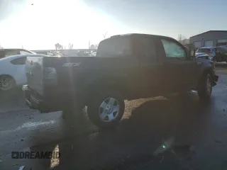 2006 Ford F-150 STX with VIN 1FTRX12W26FA78974, listed as a Copart auction lot 42777585 with 215,430 mi miles and Salvage Title. Bid and sale history available at carsss.com. Image 3.