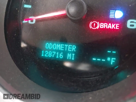 2011 Chevrolet Silverado 1500 LT with VIN 3GCPCSE08BG356138, listed as a IAAI auction lot 42048544 with 128,716 mi miles and . Bid and sale history available at DreamBid. Image 15.