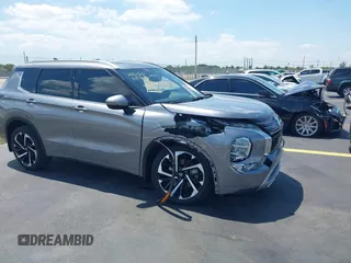 2022 Mitsubishi Outlander SEL z VIN JA4J4VA82NZ087097, wystawiony jako IAAI lot #42277096 z przebiegiem 24 728 mil mil oraz . Historia ofert i sprzedaży dostępna na DreamBid. Obrazek 1.