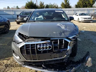 2020 Audi Q3 Premium with VIN WA1AECF3XL1106358, listed as a Copart auction lot 68481112 with 33,679 mi miles. Bid and sale history available at carsss.com. Image 5.