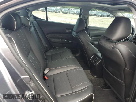2018 Acura TLX Technology with VIN 19UUB3F50JA000982, listed as a Copart auction lot 64695925 with 72,547 mi miles and Clean title. Bid and sale history available at DreamBid. Image 10.