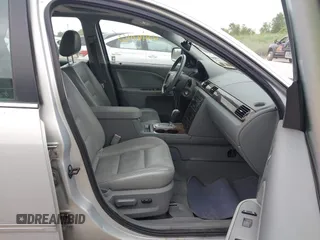 2005 Ford Five Hundred SEL с VIN 1FAFP24145G148659, выставлен на аукционе IAAI как лот 42490163 с пробегом 164 738 миль миль и . История ставок и продаж доступна на DreamBid. Изображение 5.