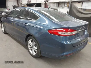 2018 Ford Fusion SE with VIN 3FA6P0HD6JR253375, listed as a IAAI auction lot 41945955 with 47,072 mi miles. Bid and sale history available at carsss.com. Image 3.