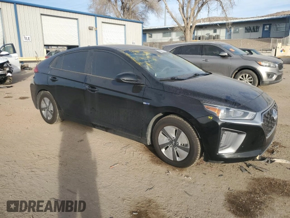 2020 Hyundai Ioniq Blue z VIN KMHC65LC9LU210748, wystawiony jako Copart lot #85300914 z przebiegiem 53 025 mil mil oraz Szkoda całkowita • Salvage title. Historia ofert i sprzedaży dostępna na DreamBid. Obrazek 4.