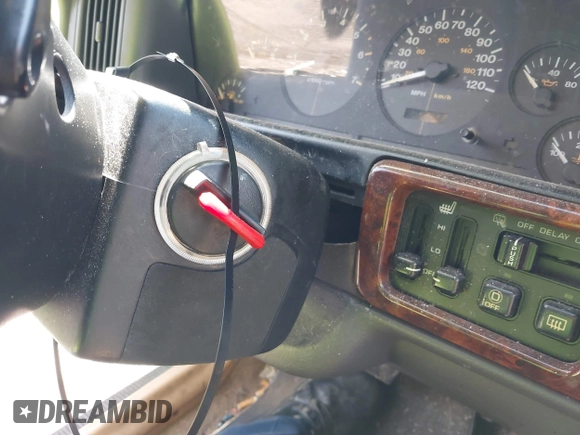 1997 Jeep Grand Cherokee Limited with VIN 1J4GZ78Y1VC658515, listed as a IAAI auction lot 41897266 with 164,033 mi miles and . Bid and sale history available at DreamBid. Image 11.