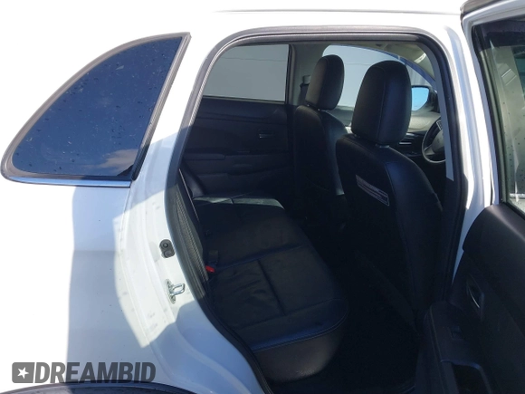 2015 Mitsubishi Outlander Sport 2.4 GT with VIN 4A4AR4AWXFE033631, listed as a IAAI auction lot 41830291 with 115,920 mi miles. Bid and sale history available at carsss.com. Image 8.