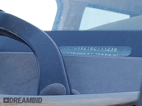 2008 Jeep Commander Limited с VIN 1J8HG58218C111239, выставлен на аукционе IAAI как лот 40632374 с пробегом 161 887 миль миль и . История ставок и продаж доступна на DreamBid. Изображение 9.