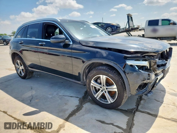 2018 Mercedes-Benz GLC 300 with VIN WDC0G4JB8JV066507, listed as a Copart auction lot 62085185 with Not provided miles and Clean title. Bid and sale history available at DreamBid. Image 4.