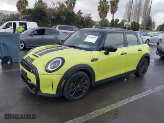 2024 MINI Hardtop 4 Door Cooper S with VIN WMW53DK02R2V52292, listed as a IAAI auction lot 41258633 with 15767 miles. Bid and sale history available at carsss.com. Image 17.