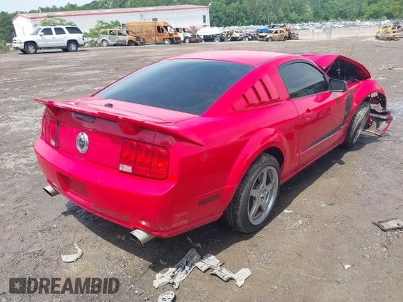 2008 Ford Mustang GT Deluxe with VIN 1ZVHT82HX85189053, listed as a IAAI auction lot 42161126 with Not provided miles and . Bid and sale history available at DreamBid. Image 4.