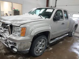 2009 GMC Sierra 1500 SLE with VIN 2GTEK29J291113067, listed as a IAAI auction lot 41327805 with 196,055 mi miles. Bid and sale history available at carsss.com. Image 17.