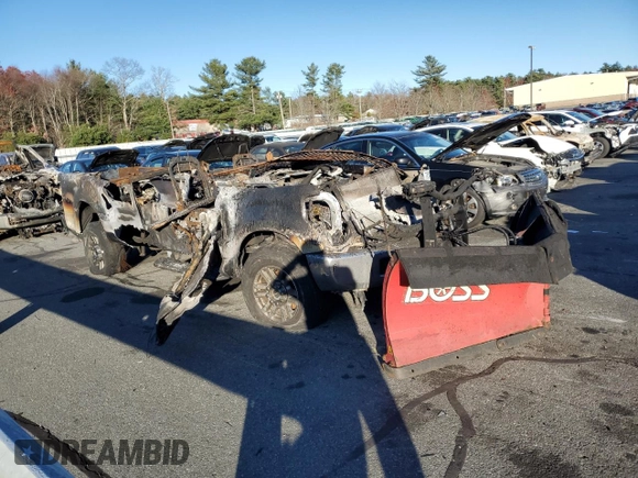 2019 Ford Super Duty F-250 SRW XL with VIN 1FTBF2B6XKEF66340, listed as a Copart auction lot 79751424 with 0 mi miles and Salvage Title. Bid and sale history available at carsss.com. Image 4.