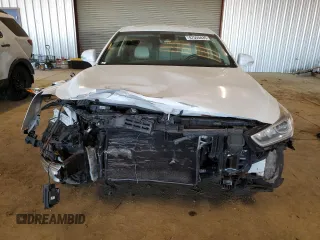 2017 Genesis G90 5.0L Ultimate with VIN KMHG54JH7HU029720, listed as a Copart auction lot 87555835 with 0 mi miles and Salvage Title. Bid and sale history available at carsss.com. Image 5.