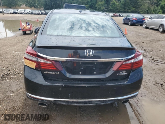 2016 Honda Accord Touring z VIN 1HGCR3F90GA023231, wystawiony jako Copart lot #63953765 z przebiegiem 167 506 mil mil oraz Czysty tytuł • Clean title. Historia ofert i sprzedaży dostępna na DreamBid. Obrazek 6.