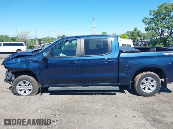 2020 Chevrolet Silverado 1500 LT z VIN 1GCUYDED0LZ330282, wystawiony jako IAAI lot #42091221 z przebiegiem 40 320 mil mil oraz . Historia ofert i sprzedaży dostępna na DreamBid. Obrazek 14.