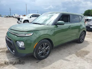 2020 Kia Soul EX with VIN KNDJ33AU8L7044323, listed as a Copart auction lot 55261965 with 62,403 mi miles and Clean Title. Bid and sale history available at carsss.com. Image 1.