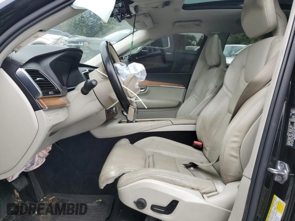 2017 Volvo XC90 Inscription with VIN YV4A22PL3H1164677, listed as a Copart auction lot 70801824 with 144,222 mi miles and Non Repairable. Bid and sale history available at carsss.com. Image 7.