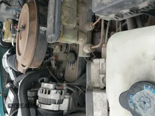 1995 Chevrolet Suburban with VIN 1GNEC16K3SJ381424, listed as a IAAI auction lot 42300584 with 128,745 mi miles and . Bid and sale history available at DreamBid. Image 19.