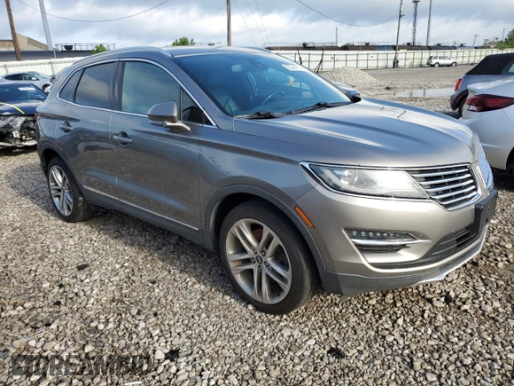 2017 Lincoln MKC Reserve with VIN 5LMTJ3DH3HUL08207, listed as a Copart auction lot 55344705 with 97,128 mi miles and Clean title. Bid and sale history available at DreamBid. Image 4.