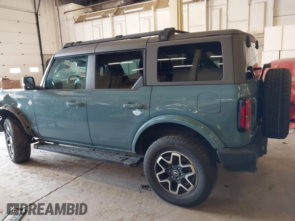 2022 Ford Bronco with VIN 1FMEE5BP2NLB64026, listed as a IAAI auction lot 41796641 with 30,779 mi miles. Bid and sale history available at carsss.com. Image 14.