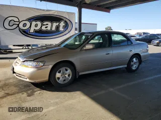 2001 Honda Accord EX z VIN 1HGCG16521A004453, wystawiony jako Copart lot #57531575 z przebiegiem 187 364 mil mil oraz Szkoda całkowita • Salvage title. Historia ofert i sprzedaży dostępna na DreamBid. Obrazek 1.