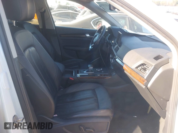 2019 Audi Q5 Premium with VIN WA1ANAFY8K2126536, listed as a IAAI auction lot 41018854 with 132,800 mi miles. Bid and sale history available at carsss.com. Image 5.