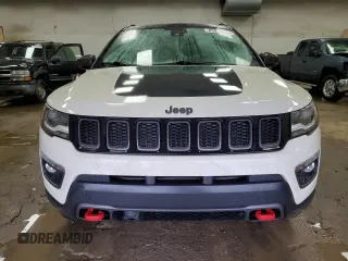 2018 Jeep Compass Trailhawk with VIN 3C4NJDDBXJT255622, listed as a Copart auction lot 85917244 with 73,388 mi miles and Clean Title. Bid and sale history available at carsss.com. Image 5.