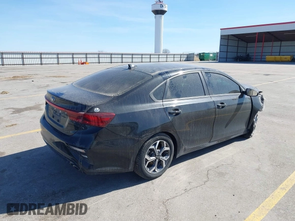 2019 Kia Forte LXS with VIN 3KPF24AD0KE108674, listed as a IAAI auction lot 41764134 with 83,887 mi miles. Bid and sale history available at carsss.com. Image 4.