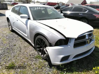 2011 Dodge Charger SE with VIN 2B3CL3CG5BH586886, listed as a IAAI auction lot 41910995 with 168,087 mi miles and . Bid and sale history available at carsss.com. Image 1.