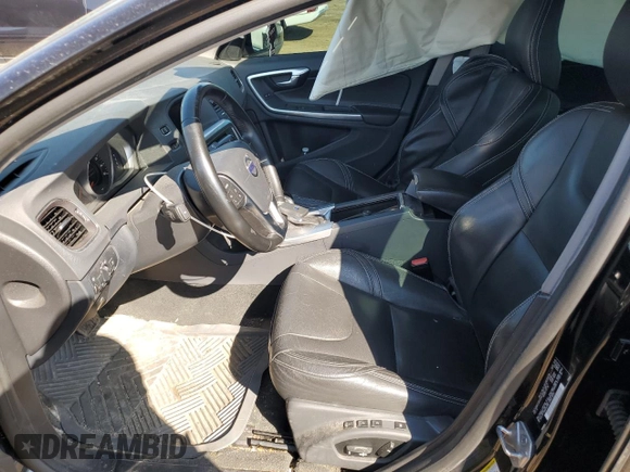 2017 Volvo S60 Dynamic with VIN YV126MFL5H2435350, listed as a Copart auction lot 54753695 with 82,765 mi miles and Clean title. Bid and sale history available at DreamBid. Image 7.