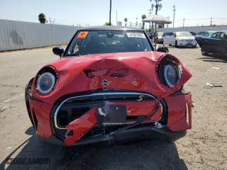 2024 MINI Hardtop 2 Door Cooper SE with VIN WMW13DJ01R2V91536, listed as a Copart auction lot 64391984 with 0 mi miles and Salvage Title. Bid and sale history available at carsss.com. Image 5.