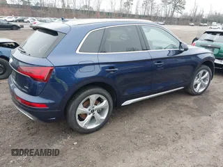2021 Audi Q5 Premium Plus with VIN WA1BAAFY6M2059311, listed as a IAAI auction lot 41909864 with 44,059 mi miles. Bid and sale history available at carsss.com. Image 4.