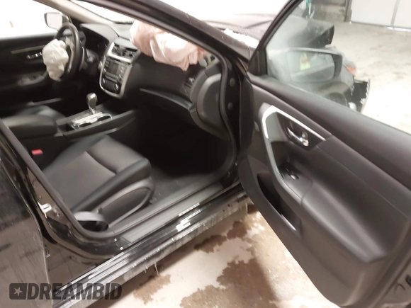 2018 Nissan Altima 2.5 S with VIN 1N4AL3APXJC109001, listed as a IAAI auction lot 41589129 with 51,036 mi miles. Bid and sale history available at carsss.com. Image 5.