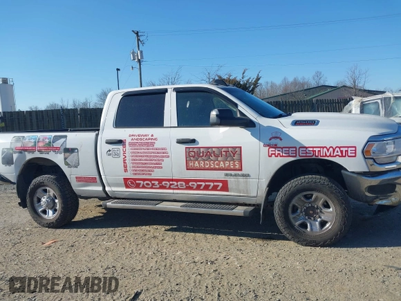2019 Ram 2500 Tradesman with VIN 3C6UR5CJXKG590738, listed as a IAAI auction lot 41699787 with 134,913 mi miles. Bid and sale history available at carsss.com. Image 13.