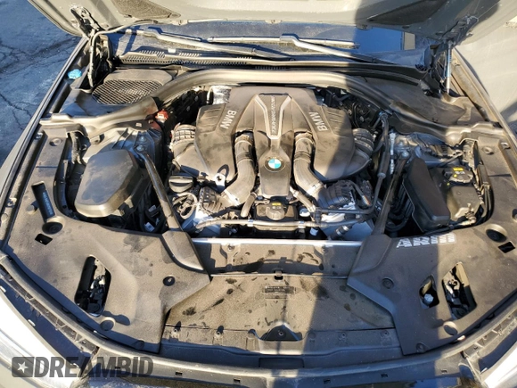 2019 BMW 5 Series M550i xDrive with VIN WBAJB9C55KB288709, listed as a Copart auction lot 46590735 with 58,256 mi miles and Salvage title. Bid and sale history available at DreamBid. Image 11.